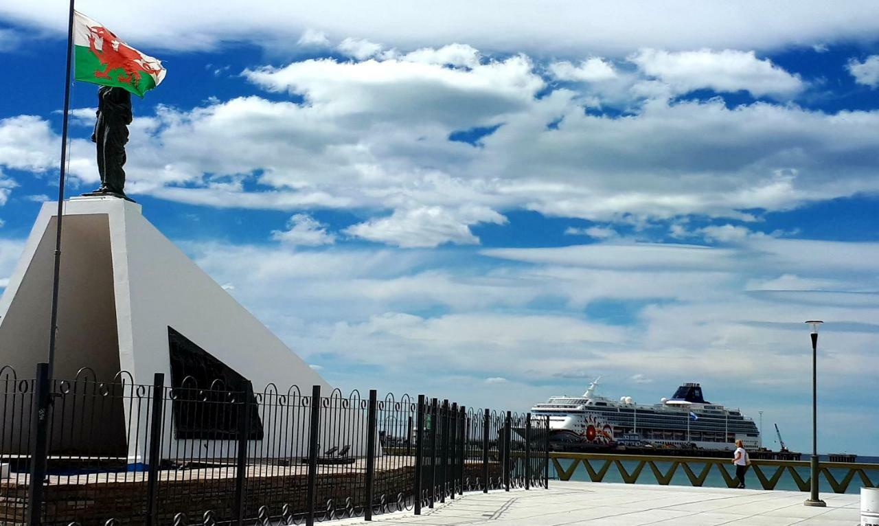 Alem Daire Puerto Madryn Dış mekan fotoğraf