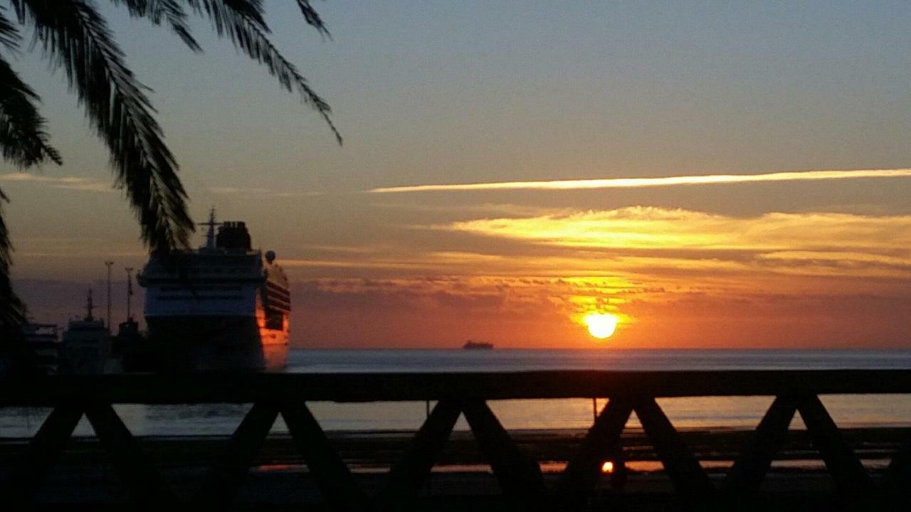 Alem Daire Puerto Madryn Dış mekan fotoğraf